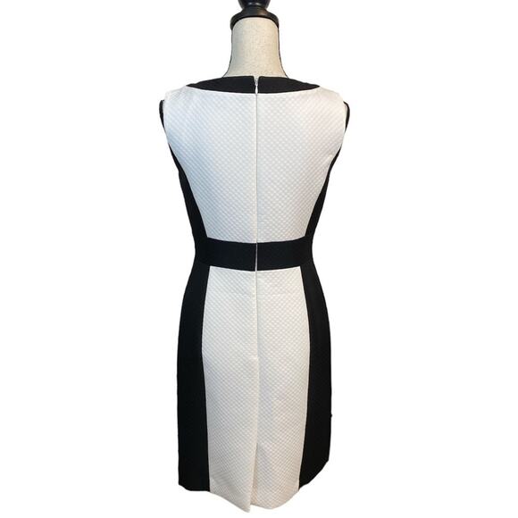 NWT Tahari Black and White Spectator Sheath Dress Size 4 - Picture 2 of 9